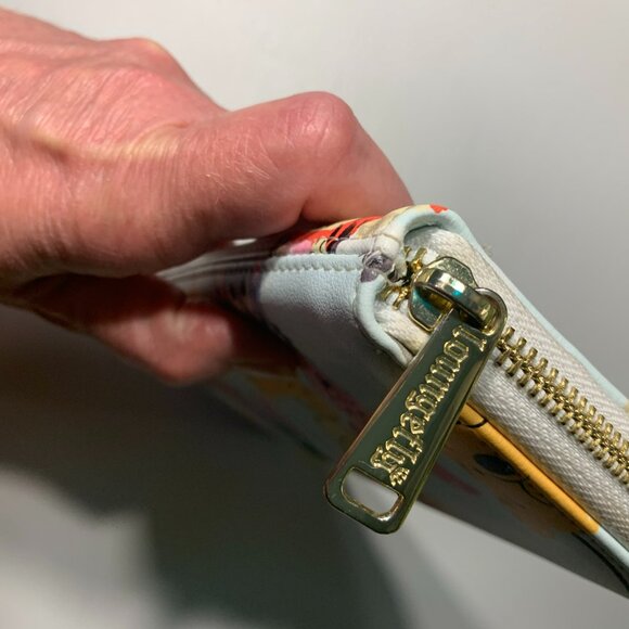 Loungefly Winnie the Pooh wallet EUC - Picture 6 of 9